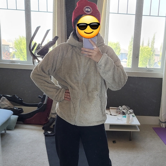 aritzia TNA fleece Jacket - Picture 4 of 4